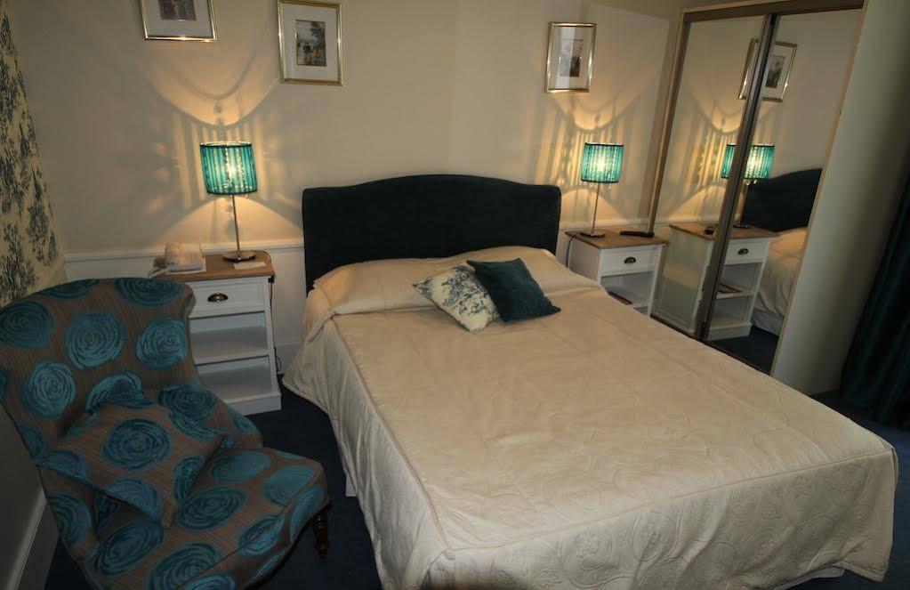 Brit Hotel & Spa Le Roc Au Chien Bagnoles de l'Orne Normandie Екстер'єр фото