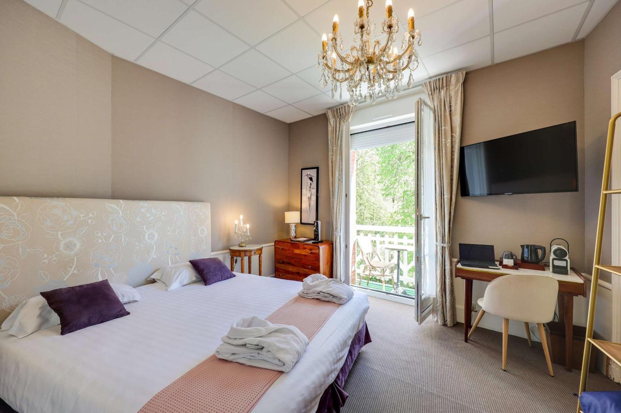 Brit Hotel & Spa Le Roc Au Chien Bagnoles de l'Orne Normandie Екстер'єр фото